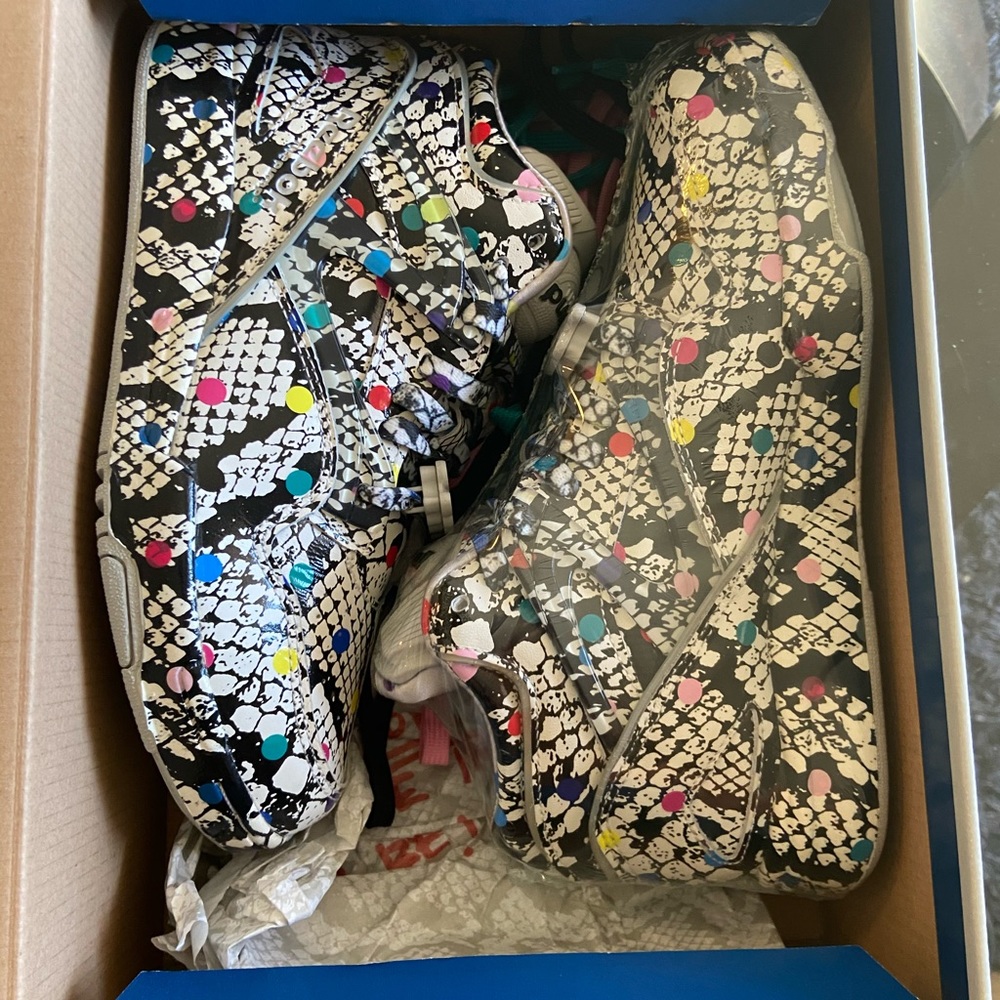 Melody Eshani x Reebok pump collab